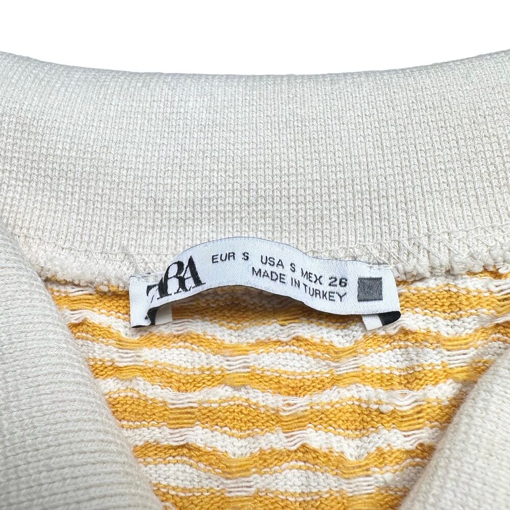 Zara | Women | Yellow Jacquard Texture Knit Cropped Polo Top | Size Small - Picture 6 of 9